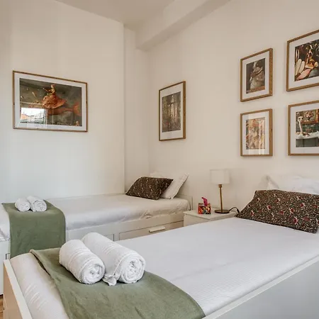 Apartment Elegance & Relax - Tennis, Child Park, 20 Minutes From Duomo