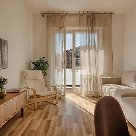 Elegance & Relax - Tennis, Child Park, 20 Minutes From Duomo * Milan
