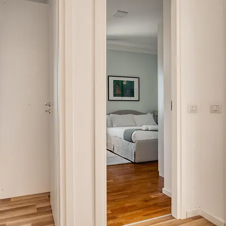 Elegance & Relax - Tennis, Child Park, 20 Minutes From Duomo * Milan